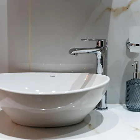 Laconia Domus - Apartamento Plitra