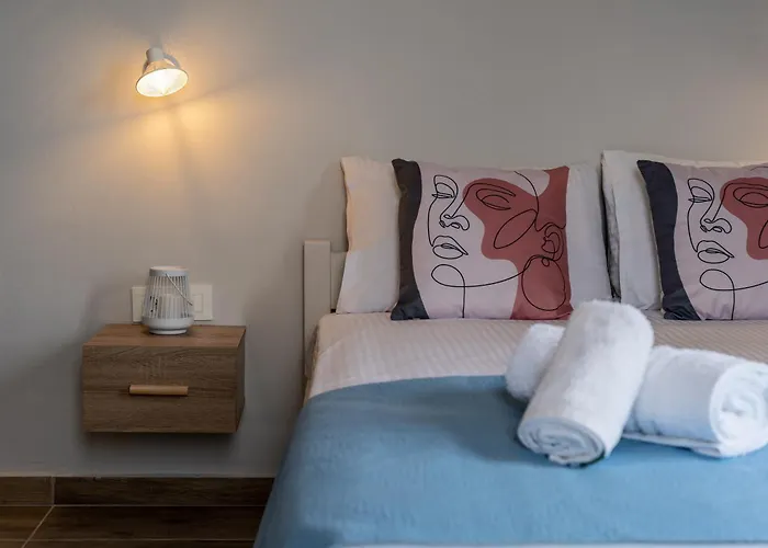 Laconia Domus - Apartamento Plitra